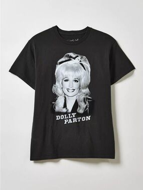 NWOT Urban Outfitters Dolly Parton On Tour Graphic Tee Size XL
